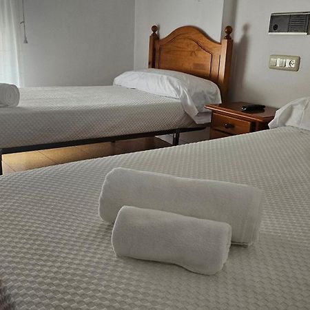 Hotel Nuevo Julios By Olda Ribadumia エクステリア 写真